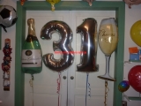 Folienballons Zahlen 31 mit Sektglas und Sektflasche