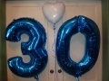 Folienballon Zahlen Geburtstag 30 und Herz weiß